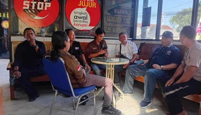 PJI Geruduk Polsek Babat, Dugaan Polisi Lindungi Debt Collector Mencuat