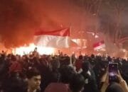 Kerusuhan Grahadi Surabaya: Api, Asap, dan Gas Air Mata Warnai Malam Mencekam