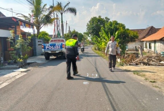 Motor Dikendarai Bocah SMP Tabrakan dengan Truk Box, Begini Kronologi Lengkapnya