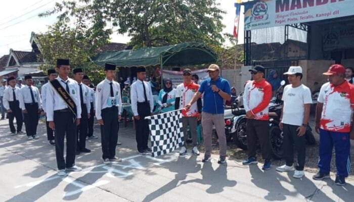 HUT ke-80 RI, Kecamatan Kedungadem Bojonegoro Gelar Gerak Jalan Tingkat Pelajar