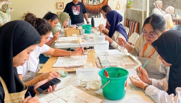 Independence Day di Kota Batu: Saat Keramik Jadi Bahasa Universal Kemerdekaan