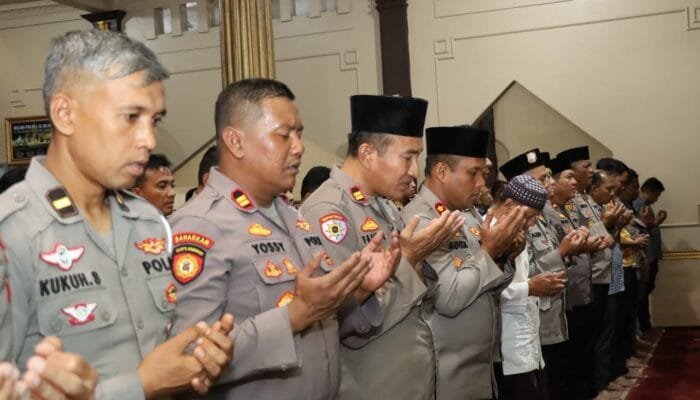 Polisi Lamongan Doakan Driver Ojol Yang Tewas Terlindas Mobil Brimob