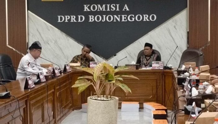Rapat Komisi A, DPRD Bojonegoro Kawal Ketat PAW Pilkades 2025