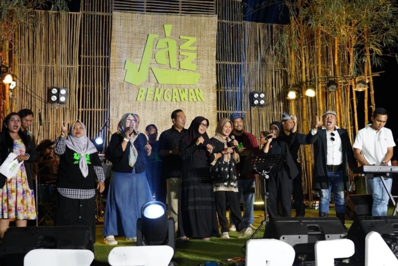 Ed1d6a1d f33d 4ece b328 f1341b8b77f1