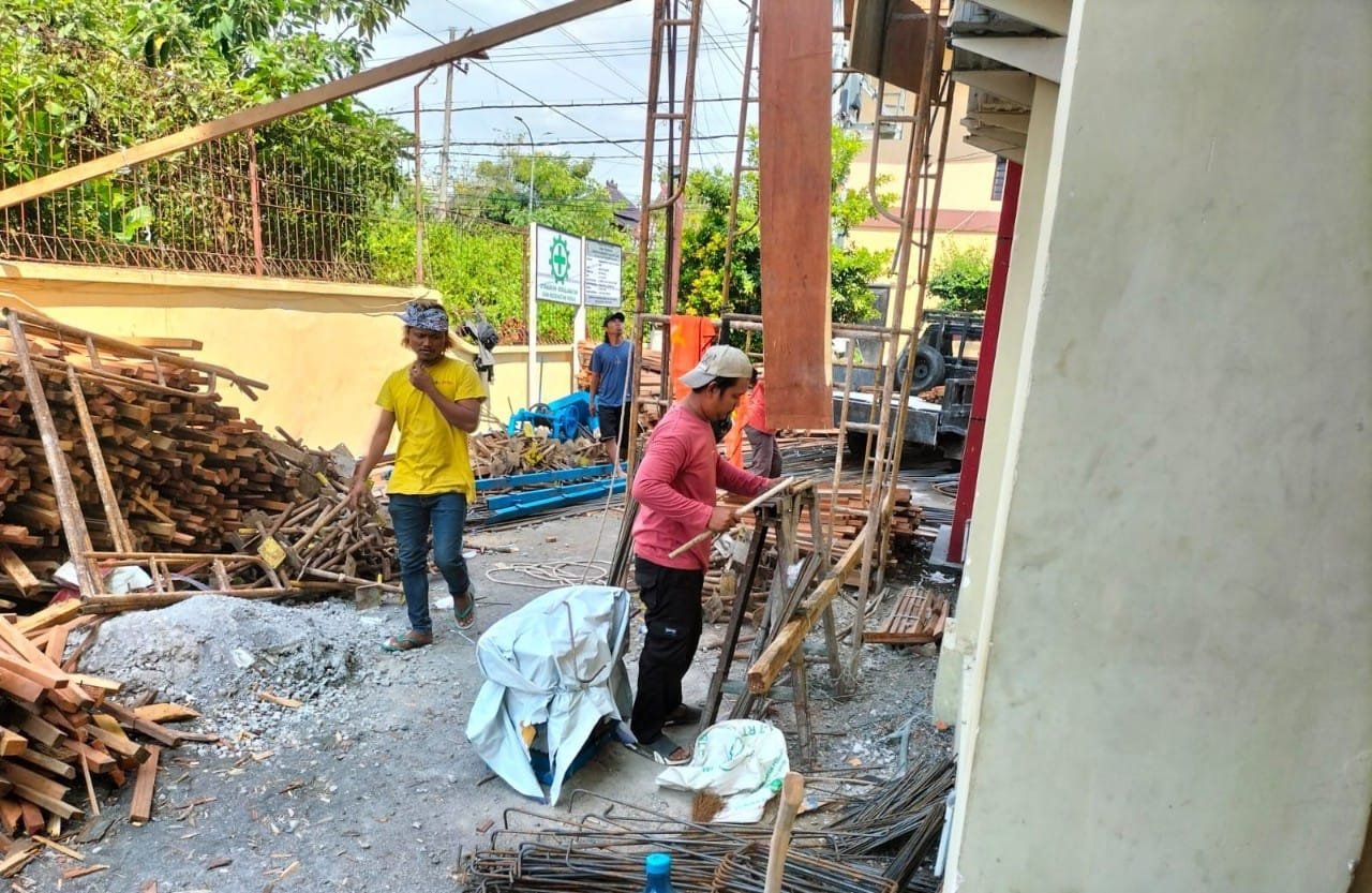 Proyek Gedung Polres Bojonegoro Rp 3,7 M Diduga Langgar Keselamatan Kerja 036b1ebc 03d0 4abd aa16 b0f365496ea4