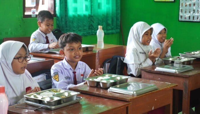 Program MBG Bojonegoro Tuai Pujian: Gizi Terpenuhi, Prestasi Meningkat