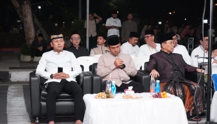Gema Dzikir dan Doa Warnai Peringatan Maulid Nabi di Masjid Agung Lamongan