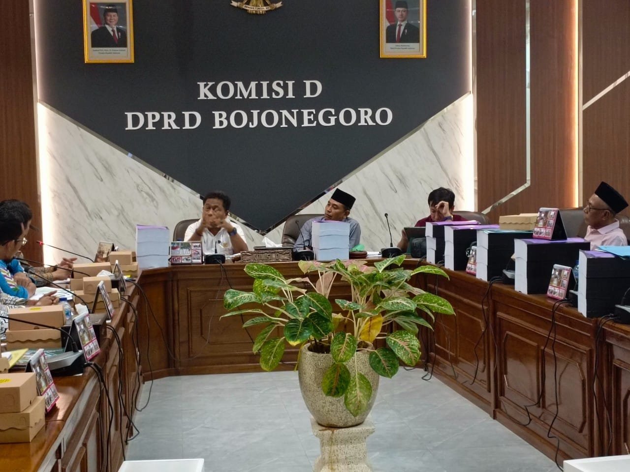 96730dc5 58a5 45a0 b2c2 9be5c90b0989