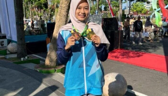 Bermula dari Iseng Ikut Lomba, Revita Kini Jadi Andalan Catur Bojonegoro