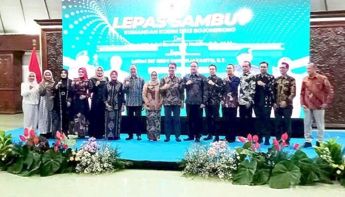 Tongkat Komando Kodim Bojonegoro Berpindah Dari Letkol Arief ke Letkol Dedy