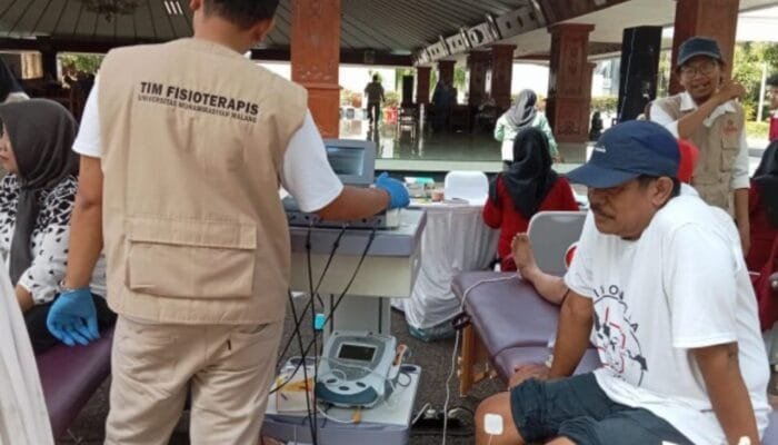 Lansia di Bojonegoro Antusias Ikuti Seminar Fisioterapi dan Pengobatan Ringan