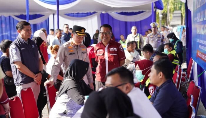 Satlantas Bojonegoro Gelar Pasar Murah, Donor Darah dan Cek Kesehatan Gratis