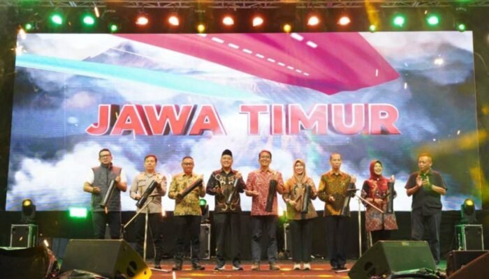 Semarak HUT ke-80 Jatim di Bojonegoro, 80 Tumpeng Warnai Pasar Rakyat Padangan