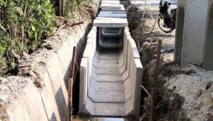 Konsultan Pengawas Menghilang, Proyek Trotoar WR Supratman Bojonegoro Diduga Banyak Kejanggalan