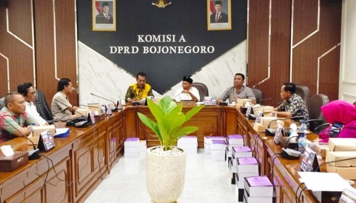 Komisi A DPRD Bojonegoro Hearing Soal Sengketa TKD Belun Temayang