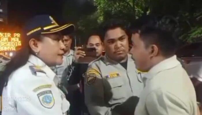 Tegur Soal Parkir Liar, Warga Justru Dapat Ucapan Menantang dari Petugas Dishub Surabaya
