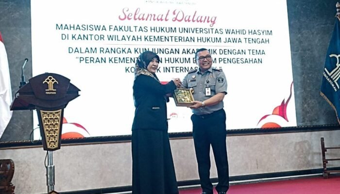 Mahasiswa Hukum UNWAHAS Dapat Kuliah Langsung dari Pejabat Kemenkum Jateng