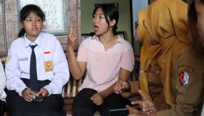 Takim Kok Gito-Gito dan Mimpi Inklusif dari Sebuah Kedai Sederhana di Kauman Bojonegoro