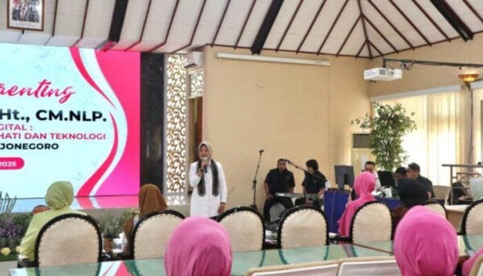 Bhayangkari Bojonegoro Ajak Perempuan Bangun Peradaban Digital dengan Hati
