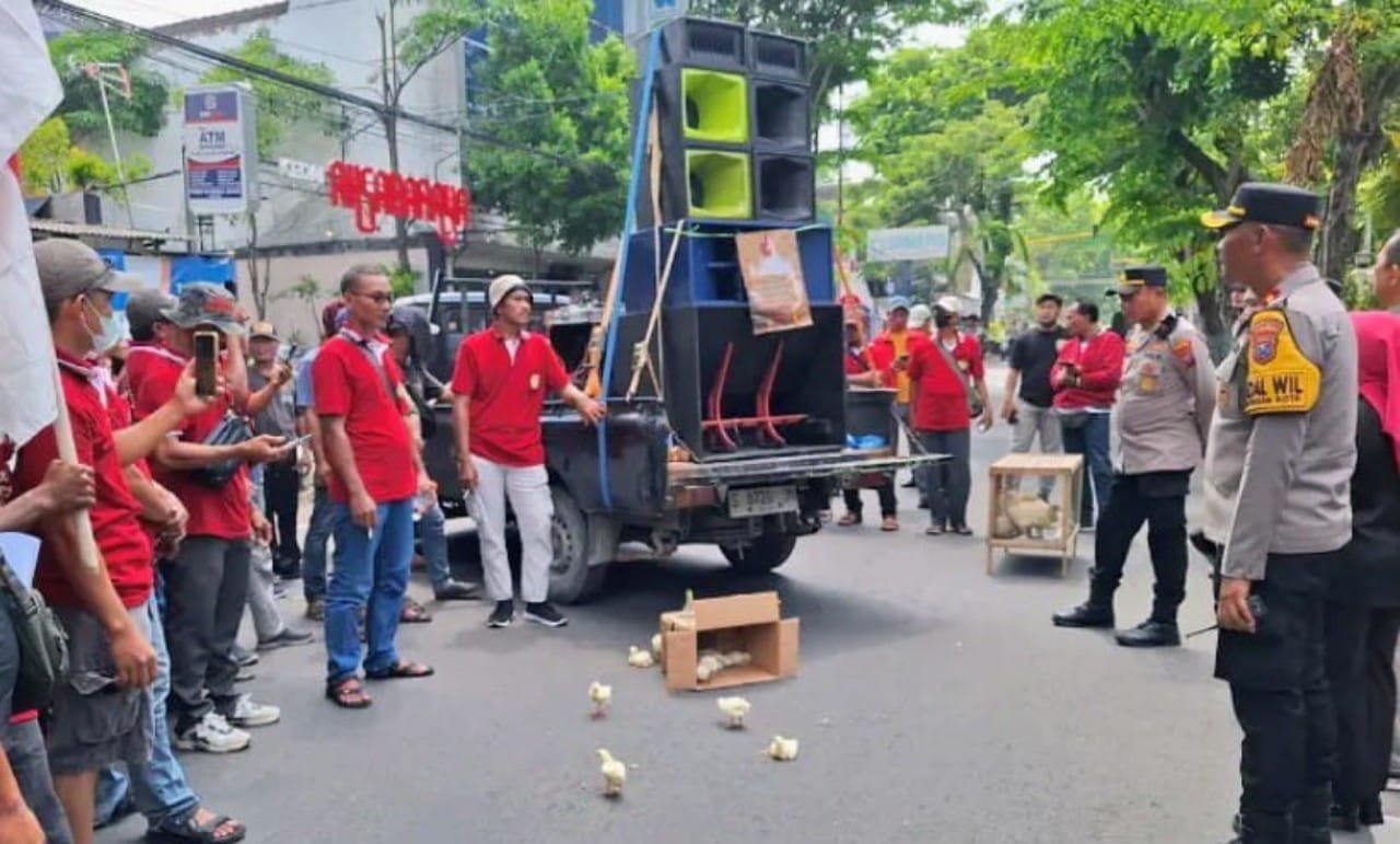 C217c1e6 6794 44be 98cb 775bc51713f1