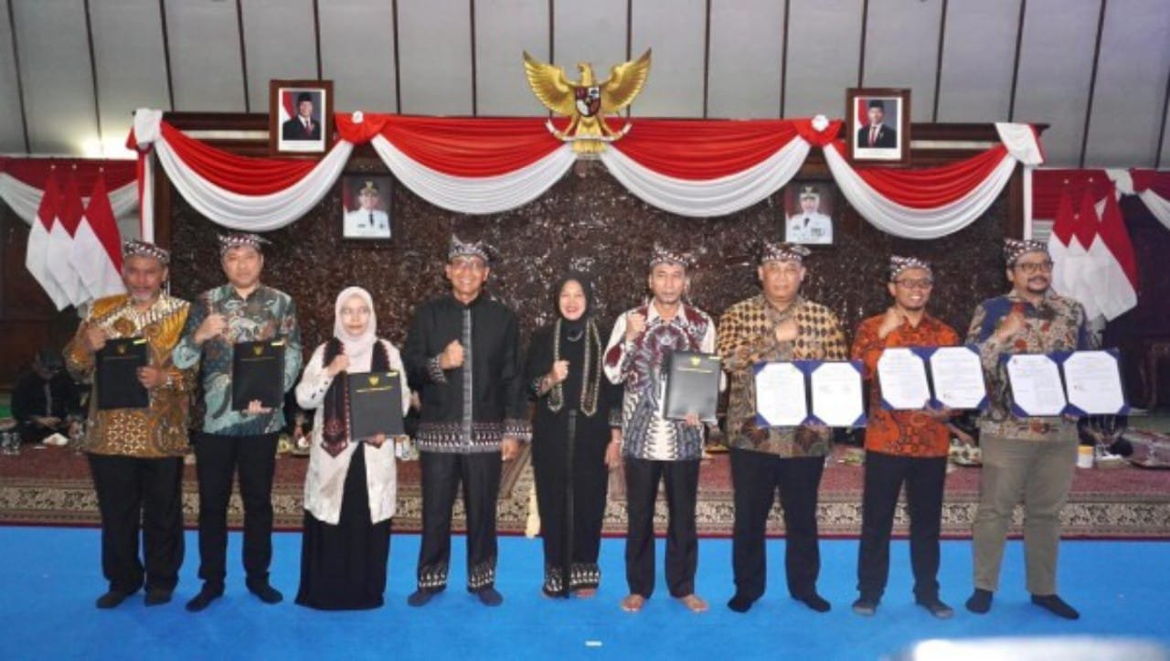 Cc0943ff eaba 4649 927f 11092d486b3b