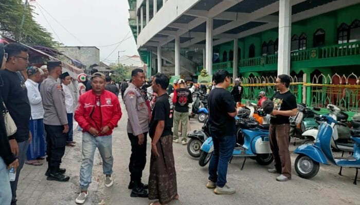 Doa Bersama dan Donasi: Komunitas Scooter Sidoarjo Buktikan Peduli Sesama