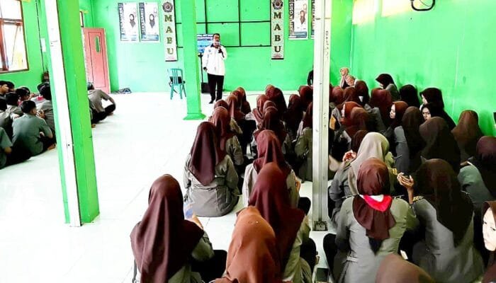 Pelajar Bahrul Ulum Antusias, LAN Bojonegoro Bongkar Bahaya Narkoba Lewat Sosialisasi P4GN