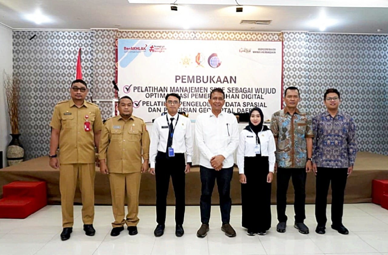 1762164837196 copy 1280x842