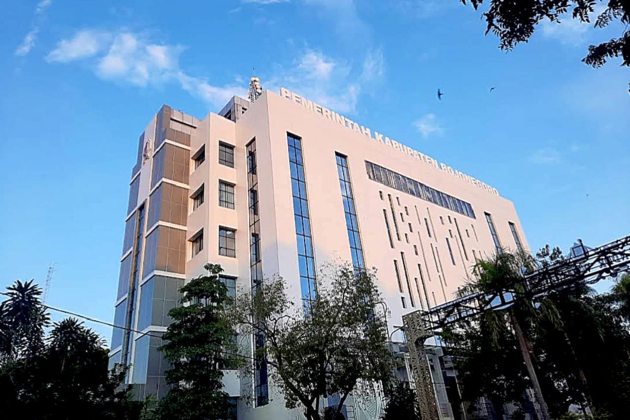 1762536244861 copy 1280x853