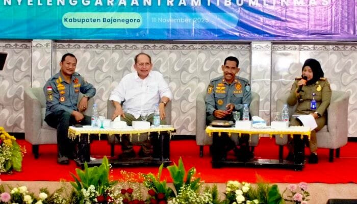 Keren, Linmas Bojonegoro Dilatih Padamkan Api dan Tangani Bencana Sejak Dini