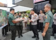 ‎Kue Persaudaraan, Simbol Sinergi TNI–Polri Di Lamongan ‎
