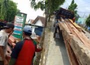 Aset Desa Jadi Ladang Bisnis, Kades Sumberjo Bojonegoro Diduga Jual Kayu Bekas Balai Desa