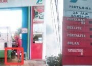 Antrian Panjang Solar di Bojonegoro, Operator SPBU Kedungbondo Balen Malah Santai Isi Jerigen