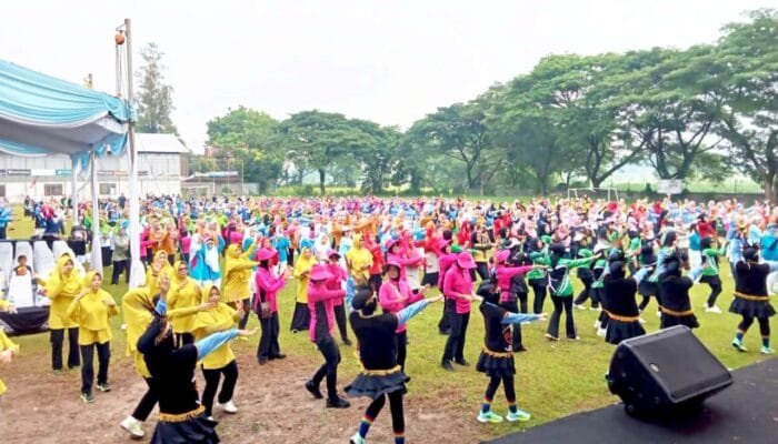 Tak Hanya Sehat, Lomba Senam BMM Sugihwaras Jadi Bukti Kesejahteraan Bojonegoro Meningkat