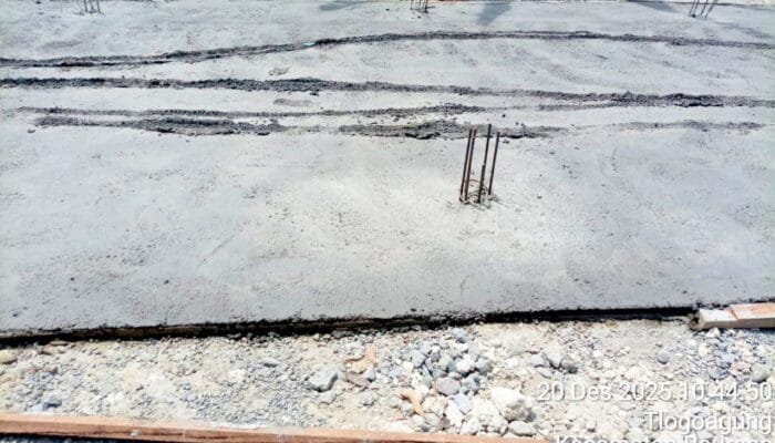 Bawa Nama Kejaksaan dan Dinas PU Bojonegoro, Kades Tlogoagung Bungkam Saat Ditanya Soal Mutu Jalan