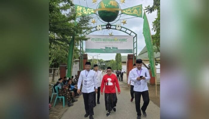 Jangkar Kebijaksanaan, Prof. Fernadya Bersama Barisan Kiai Lirboyo Kawal Moderasi Beragama