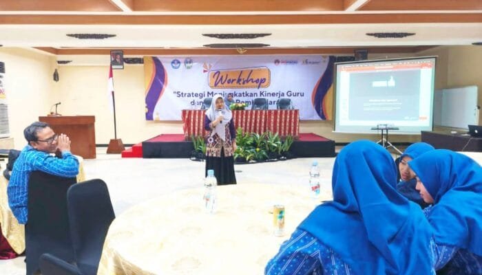 Workshop Prigen, SMP Mudipat Porong Pasuruan Siapkan Pendidikan Pesantren Masa Depan
