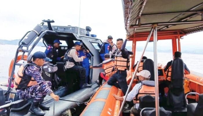 Kapal Karam di Labuan Bajo, WNA Spanyol Masih Dicari Tim SAR