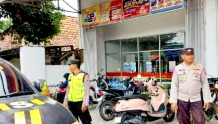 Patroli Siang hingga Dini Hari, Polisi Kedungadem Bojonegoro Jaga Warga Tetap Aman