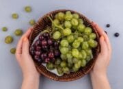 Ritual Unik Tahun Baru, Makan 12 Anggur Dipercaya Bawa Hoki