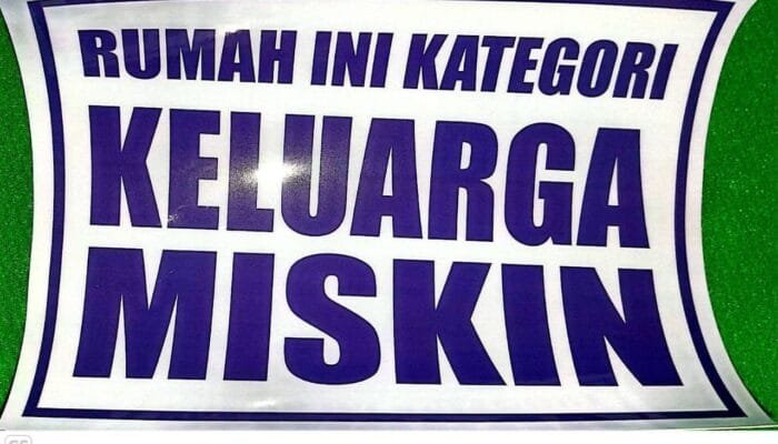 Transparansi Bansos, Ribuan Rumah di Bojonegoro Ditempeli Stiker Miskin