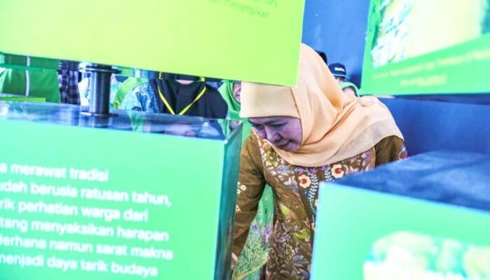Bupati Gresik Ajak Gubernur Khofifah Jelajahi GUS dengan Bus Trans Jatim