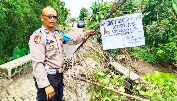 Jembatan Sewor Sukorame Lamongan Ambles, Kendaraan Diminta Putar Balik