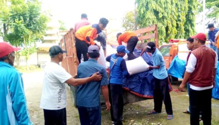 Belasan Desa Terendam Banjir Bengawan Jero Lamongan