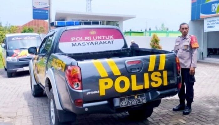 Siang hingga Dini Hari, Polsek Sugihwaras Bojonegoro Intensifkan Patroli