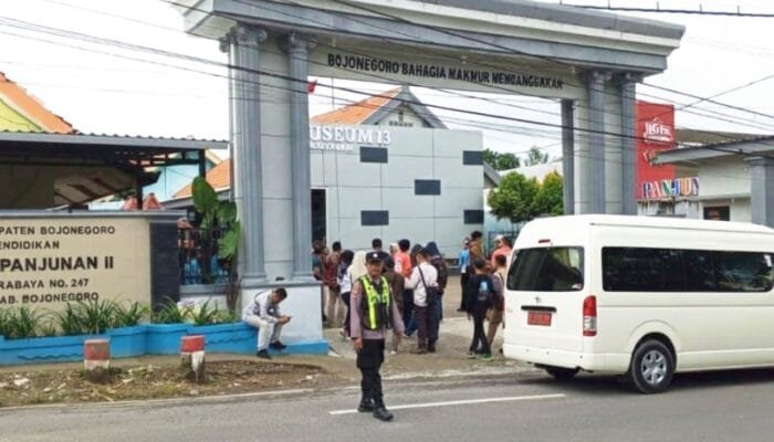 Patroli Malam Ditingkatkan, Polsek Kalitidu Bojonegoro Jaga Kenyamanan Warga