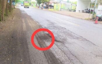 Viral Protes Jalan Rusak Baureno Bojonegoro, Warga Desak Pemerintah Bertindak