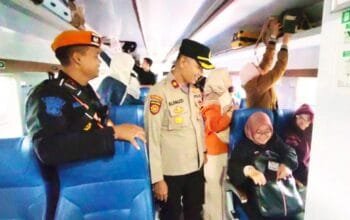 Stasiun Bojonegoro Dijaga Ketat Polisi Jelang Laga PSIM vs Persebaya