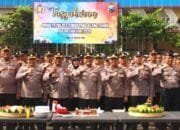 Penuh Kejutan, Kapolres Tuban Rayakan Ultah Anggota dengan Tumpeng