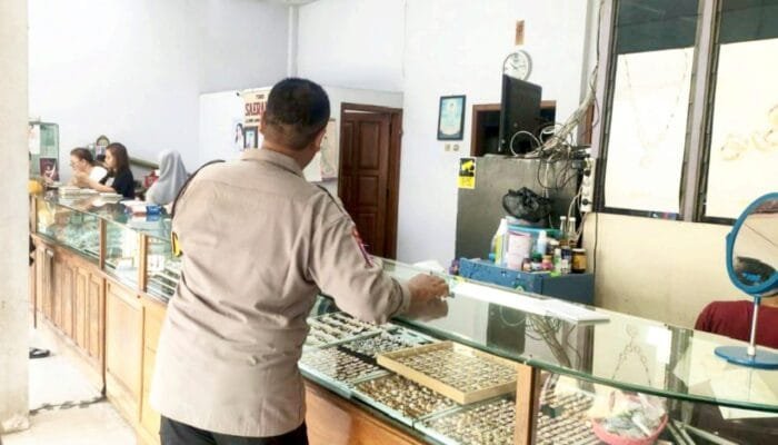 Patroli Polisi Bikin Pedagang Pasar Kapas Bojonegoro Merasa Aman